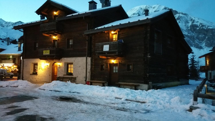 Others 4, Garni Baita Cecilia, Sondrio