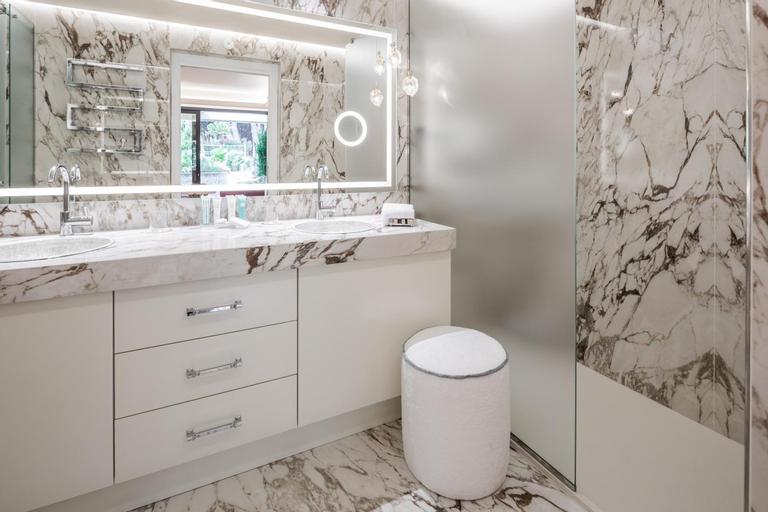 Bathroom 5