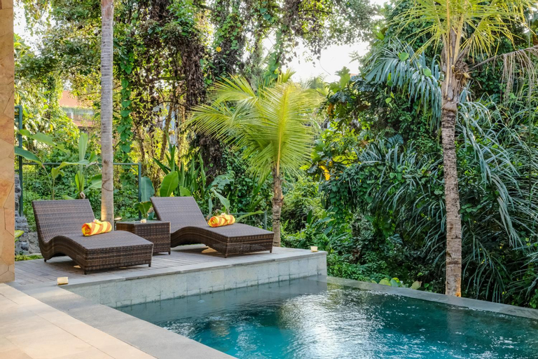 Swimming Pool 15