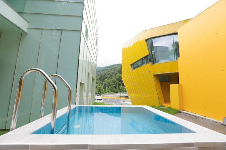 Sport & Beauty 2, Gapyeong Telem Pool Villa, Pocheon