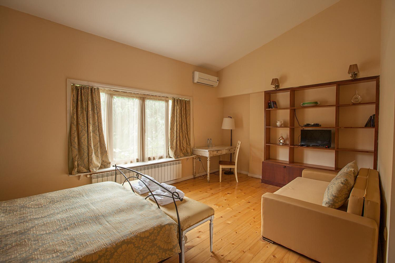 Others 3, Caravan Villa, Tbilisi