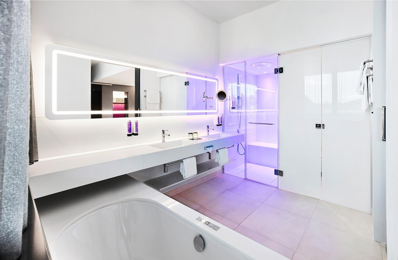 Bathroom 4, Jaz in the City Stuttgart, Stuttgart