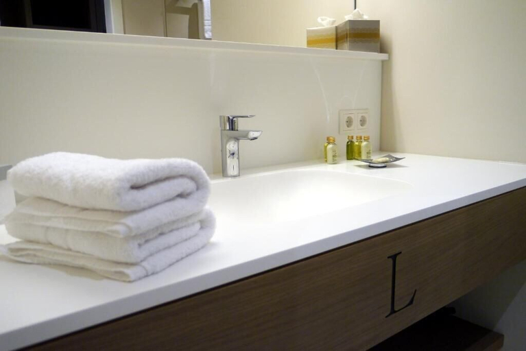 Bathroom 8