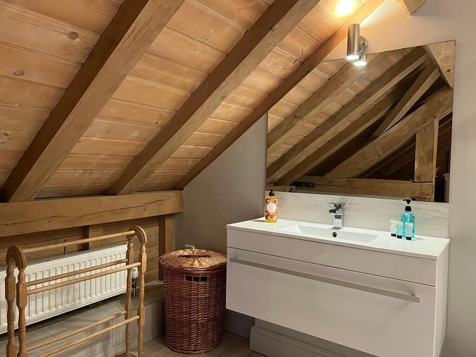Bathroom 4, The Hen House, Hertfordshire