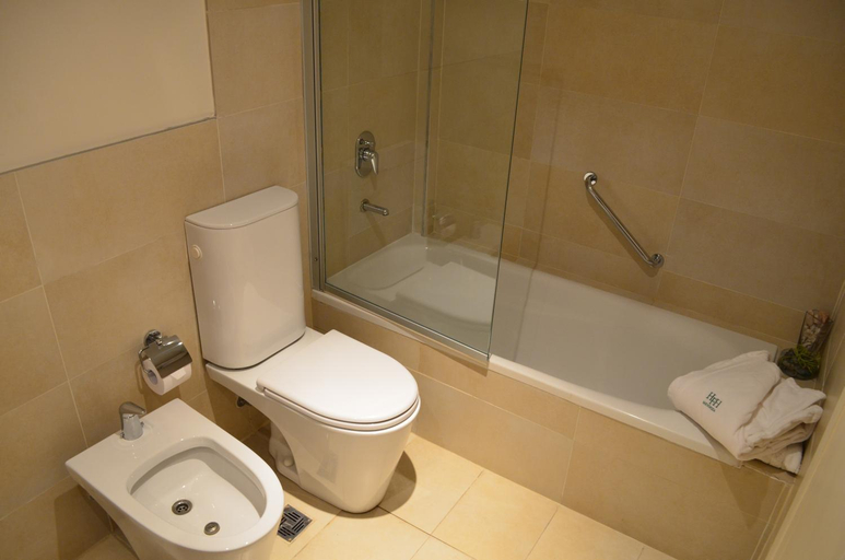 Bathroom 4, Hotel Finca Hermitage, Maipú