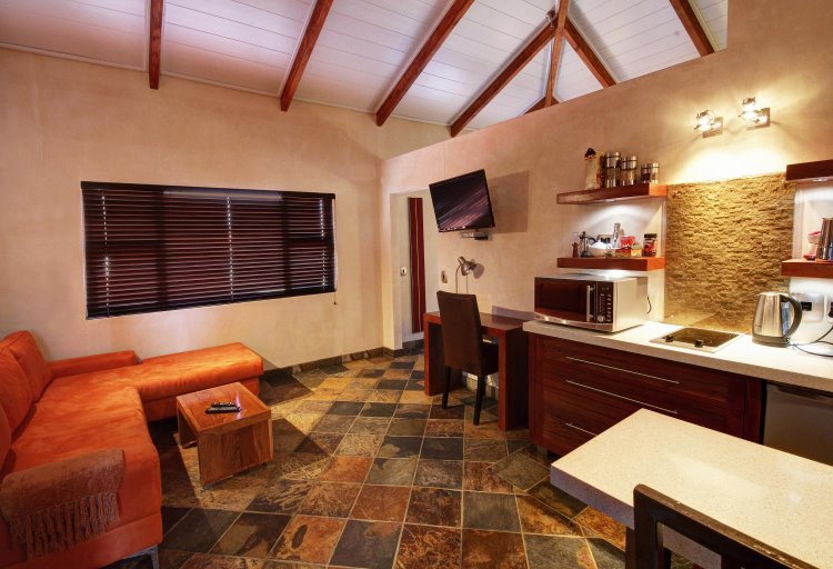 Others 4, Hartmann Suites, Windhoek East