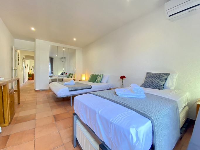 Bedroom 3, Albufeira SKY Light With Pool by Homing, Albufeira