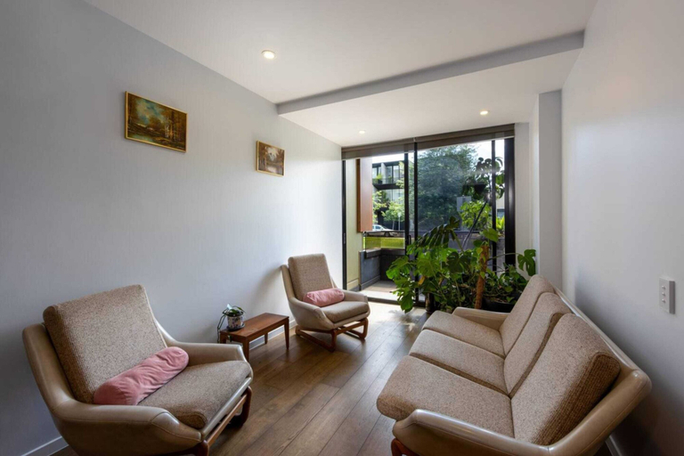 Others 5, Cozy 1bed Unit in Leafy Carlton - 10 Mins From CBD, Melbourne