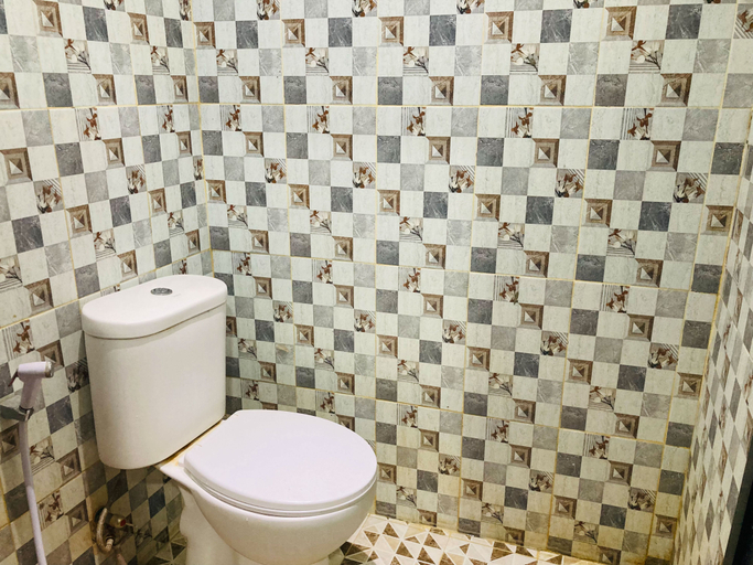 Bathroom 3, Griya Putih Banguntapan RedPartner, Bantul