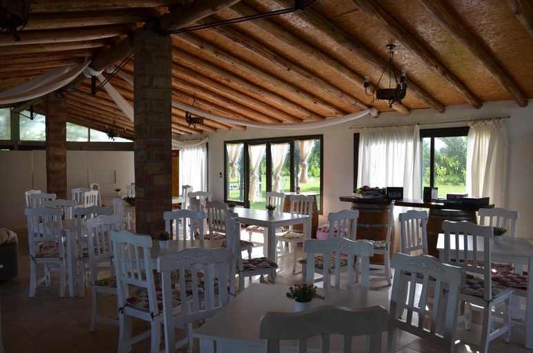 Food & Drinks 5, Finca Fisterra, Maipú