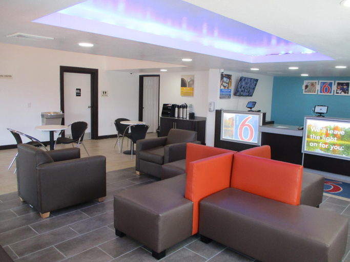 Public Area 2, Motel 6 Chattanooga, TN - Airport, Hamilton