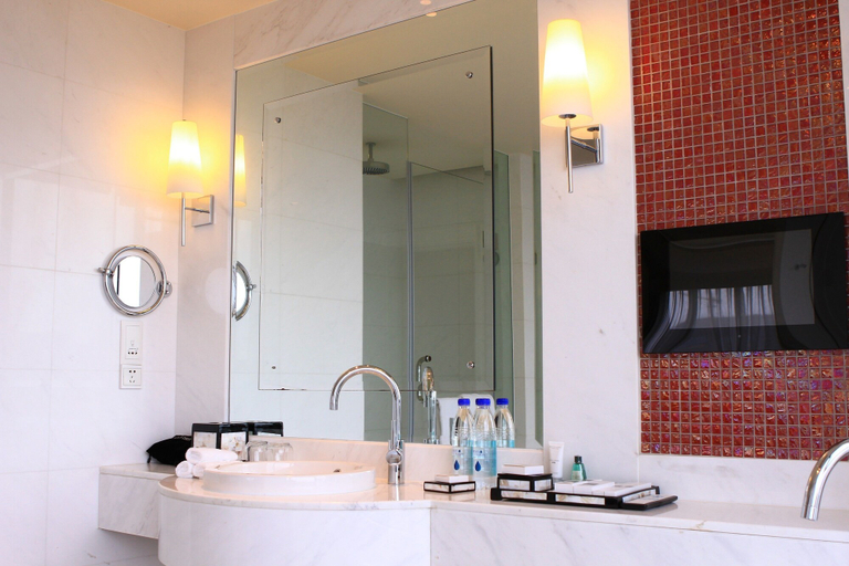 Bathroom 5, JW Marriott Hotel Hangzhou, Hangzhou