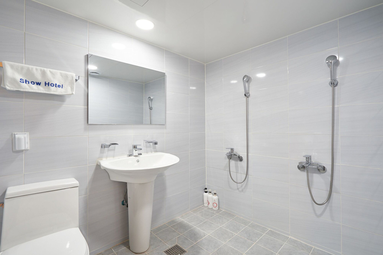 Bathroom 4, Show Hotel, Pyeongtaek