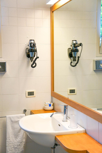 Bathroom 5, Art&Park Hotel Union Lido, Venezia