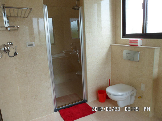 Bathroom 3, Rose Lodge Homestay, Yilan