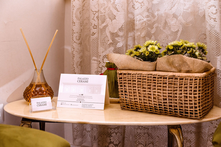 Food & Drinks 5, Palazzo Cerami, Catania