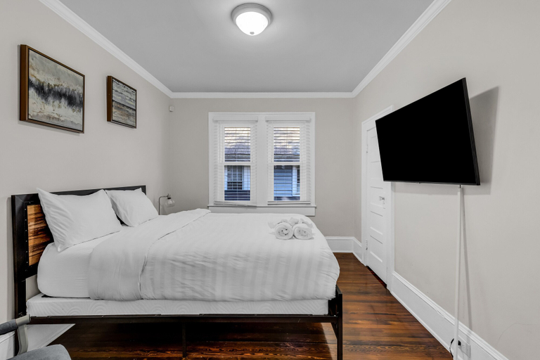 Bedroom 2, Charlotte Luxury 3BR Home NoDa, Mecklenburg