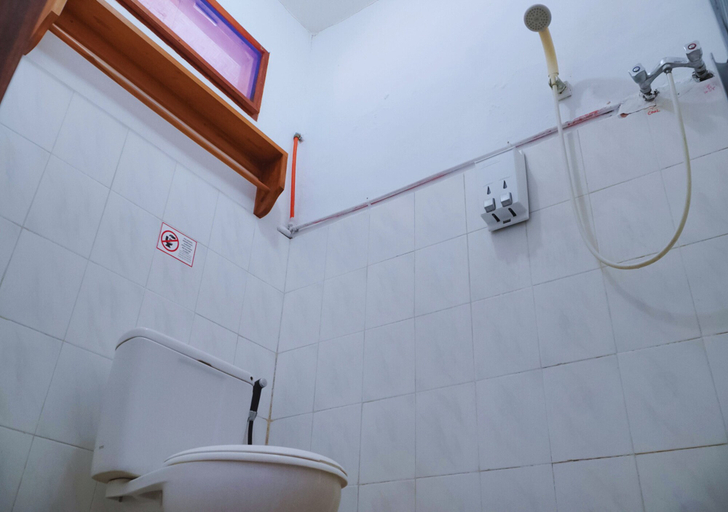 Bathroom 3, Energy Melati Gili Trawangan, Lombok
