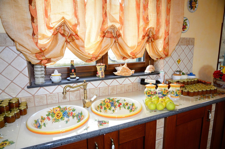 Food & Drinks 4, B&B Dimora dell' Etna, Catania