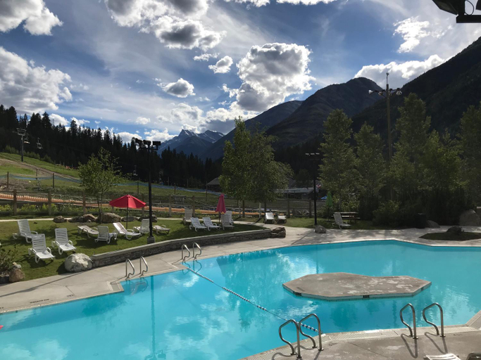 Sport & Beauty, Panorama Mountain Resort - Horsethief Lodge with Fairmont Creek, East Kootenay