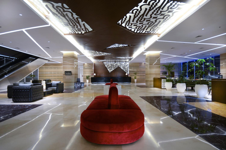 Public Area 27