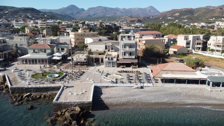 Others 4, Argo Rooms-Papadakis, Crete