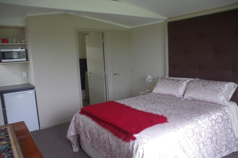 Others 2, Serenity on Brunskill, Waipa
