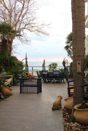 Others 2, Boutique Apartment "Facing the Sea"