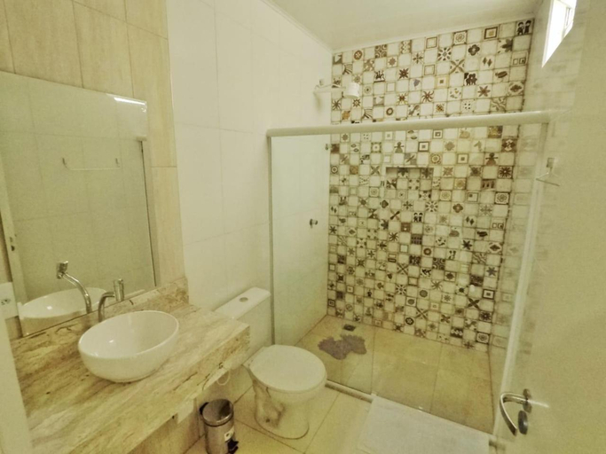 Bathroom, Pousada Mecejana, Piranhas