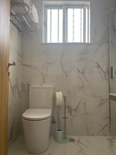 Bathroom 2, Nova Delpa AL, Caldas da Rainha