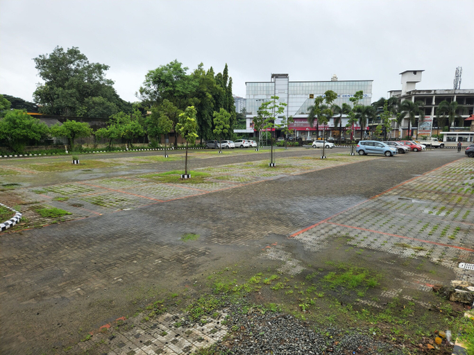 Others 4, Hotel Merlin Interantional, Thrissur