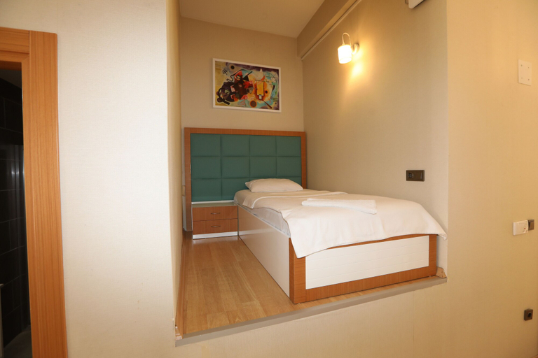 Bedroom 4, Mezzo Hotel, Kadıköy