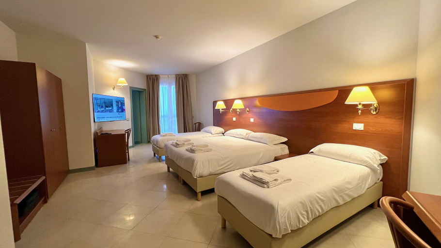 Bedroom 3, HC Hotel Touring Seniga, Brescia