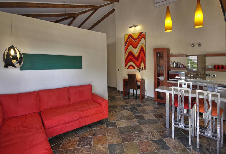 Others 2, Hartmann Suites, Windhoek East