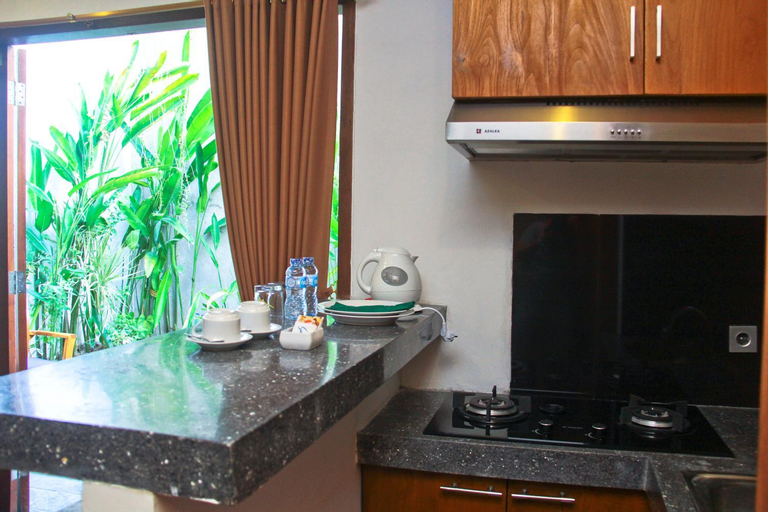 Dining Room 2
