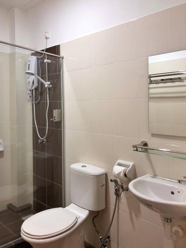 Bathroom 2, The Bliss Malacca, Malacca City