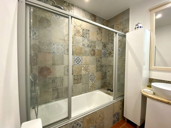 Bathroom 4, Albufeira SKY Light With Pool by Homing, Albufeira