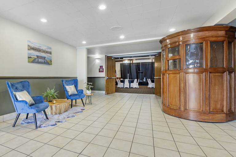 Others 5, Seaport Inn and Suites, Nez Perce