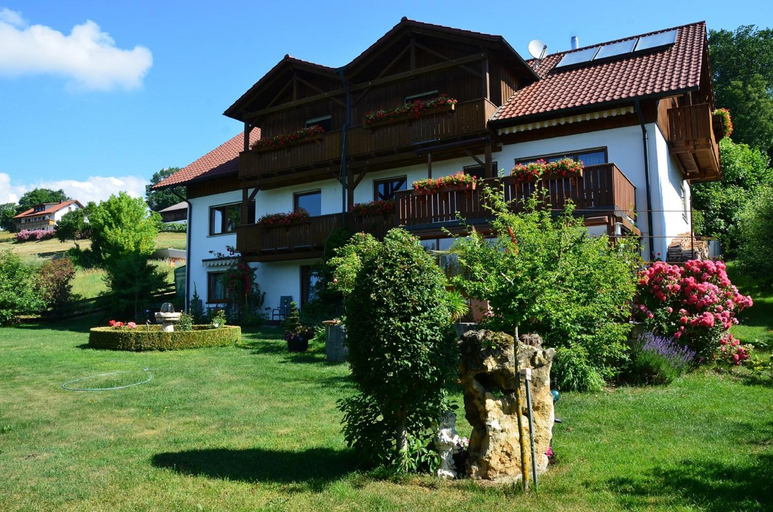 Others 5, Gastehaus Koglmaier, Kelheim