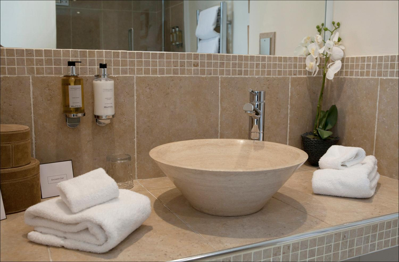 Bathroom 2, The Old Mill, Hampshire