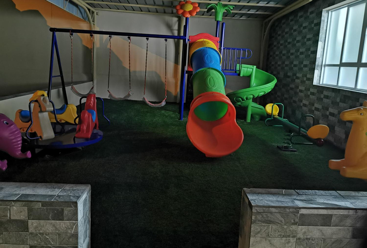 Playground 3, Villa Salassel Al Jabal Al Akhdar فلة سلاسل الجبل الأخضر, Izki