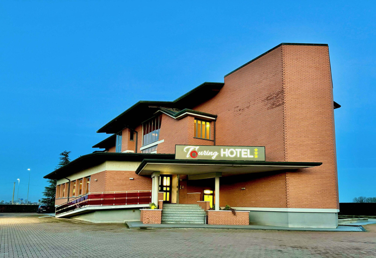 Exterior & Views 2, HC Hotel Touring Seniga, Brescia