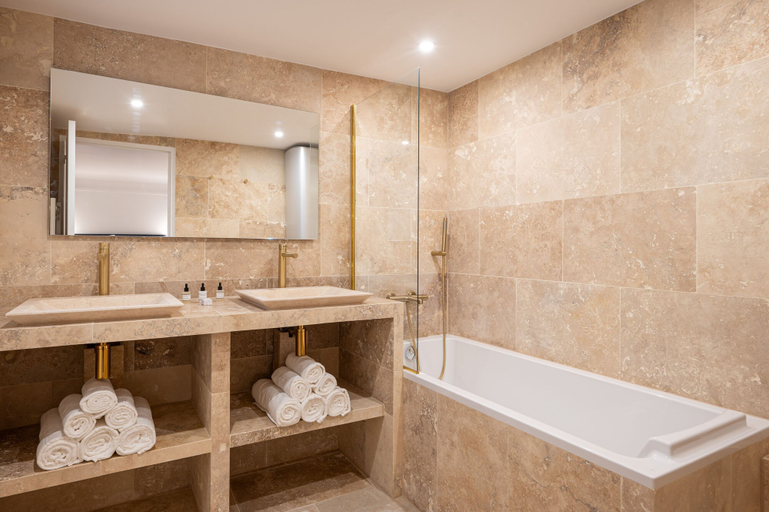 Bathroom 4, Aparthotel Quartier Libre Madeleine, Paris