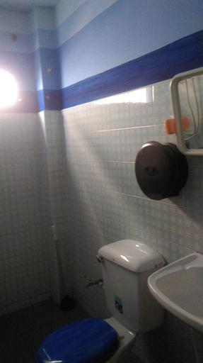 Bathroom 3, Mr. Clean Guesthouse, Mueang Krabi