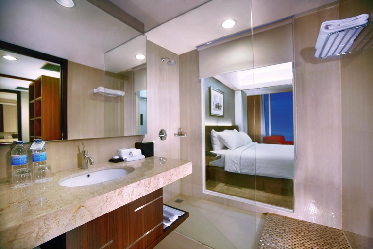 Bathroom 4