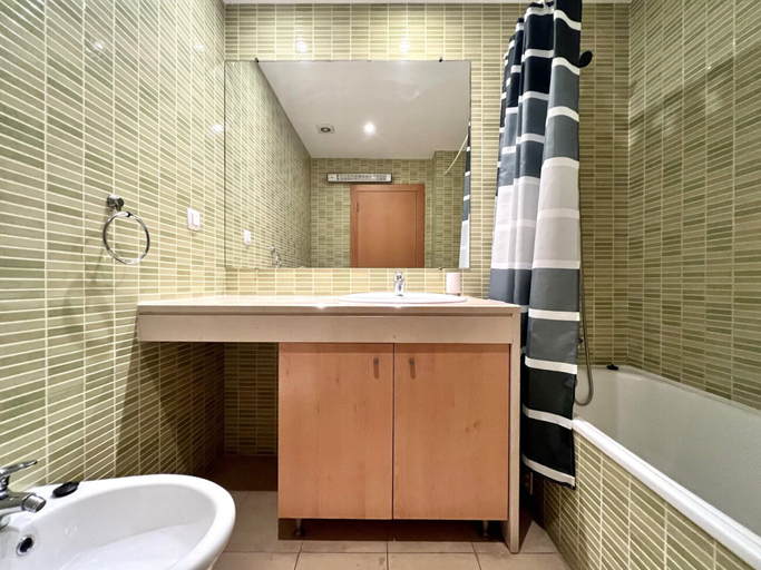 Bathroom 4, Albufeira Modern 4 With Pool by Homing, Albufeira