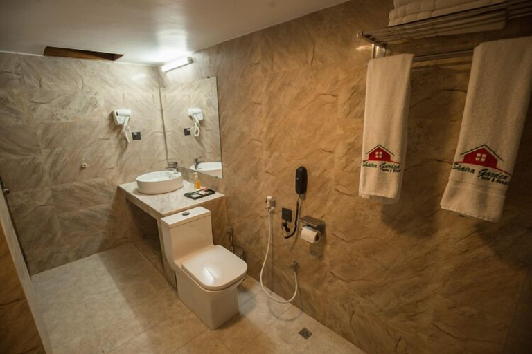 Bathroom 4, Shaira Garden Resort, Naray Angonj