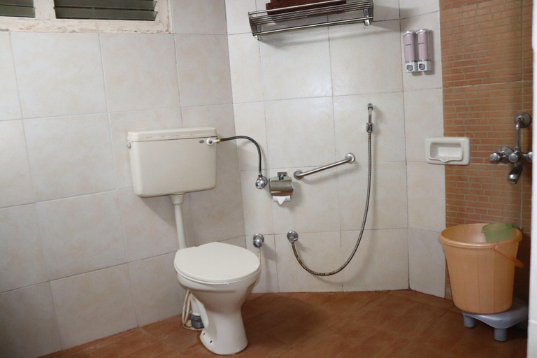 Bathroom 5, Vrinda Hotel, Rajsamand