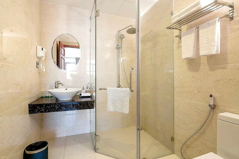 Bathroom 5, Sepon Blue Hotel, Da Nang