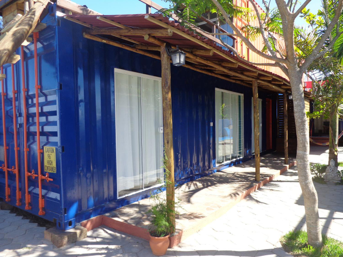 Others 4, Hospedagem Tribos Livres, Torres